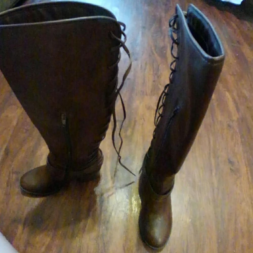 Women's dress boots